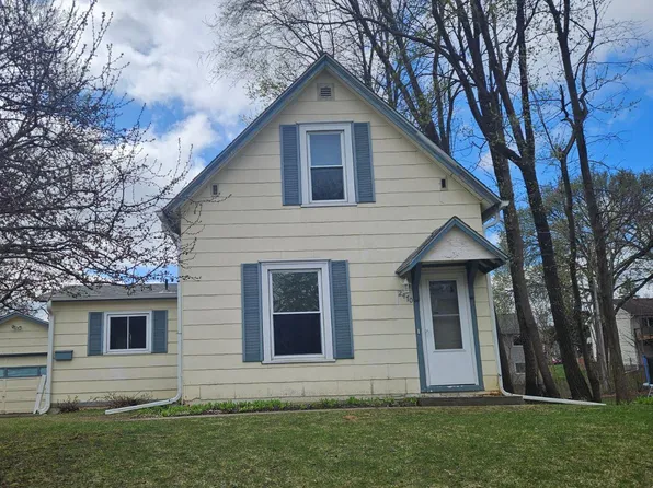 2470 South Ave E, Saint Paul, MN 55109