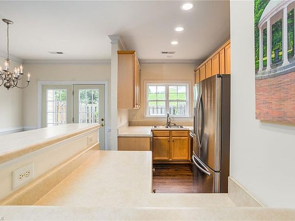 2nd image of 4484 Piedmont Trace Dr