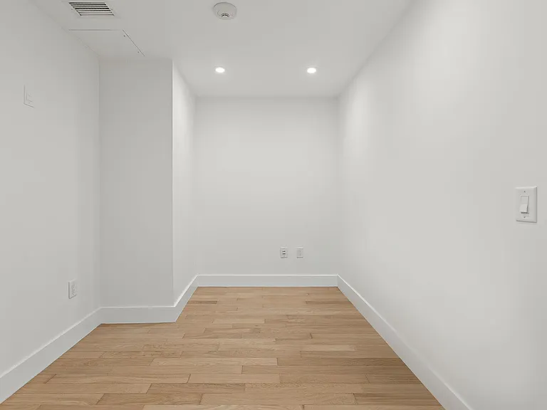 77 Hudson St #1409 — Photo 12