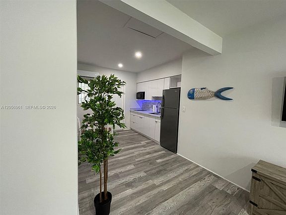 2nd image of 1117 SW 37th Ave APT 3