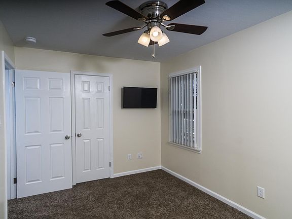5th image of 1686 Merrill Ave