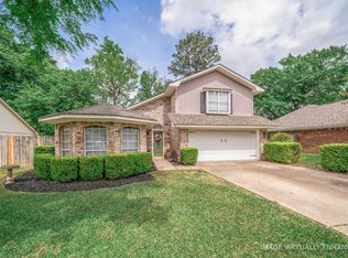 1130 Kensington Ct, Longview, TX 75605