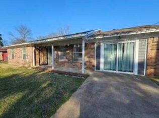 809 S Houston Ave, Russellville, AR 72801
