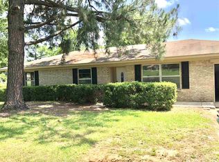 1457 W 6th St, Mount Pleasant, TX 75455