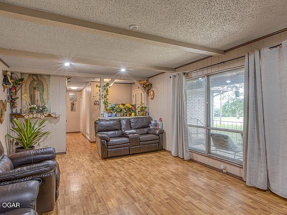 5th image of 1345 E Highland Ave