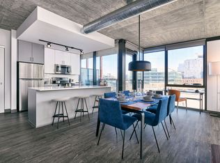 1201 W Lake St #1911, Chicago, IL 60607