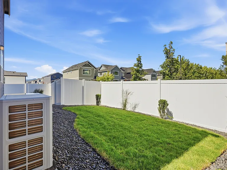 2686 N Broadwing Ln — Photo 28