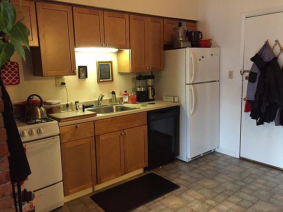 5th image of 120 N Aurora St APT 5B