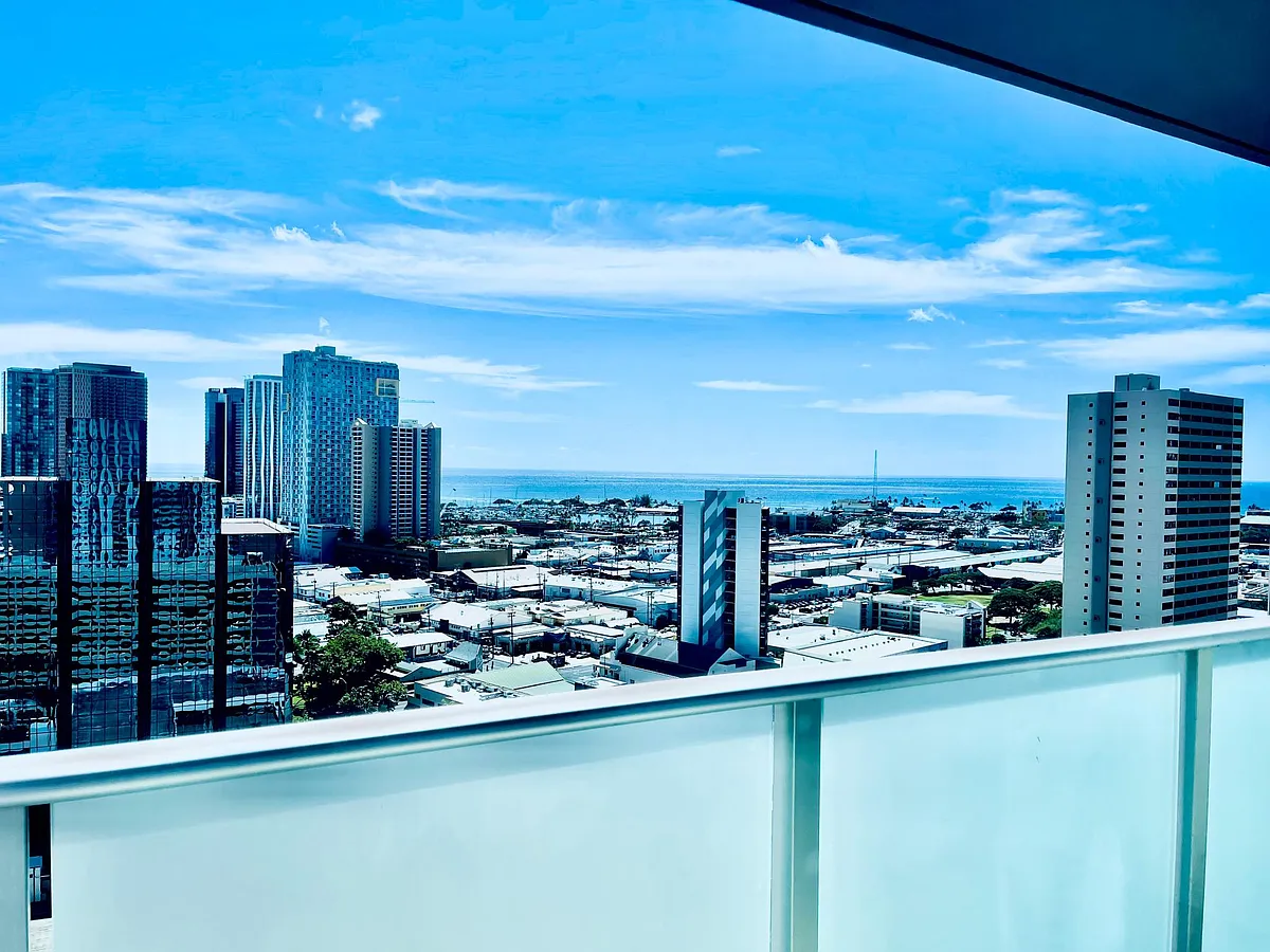 Lanai - 801 South St #23