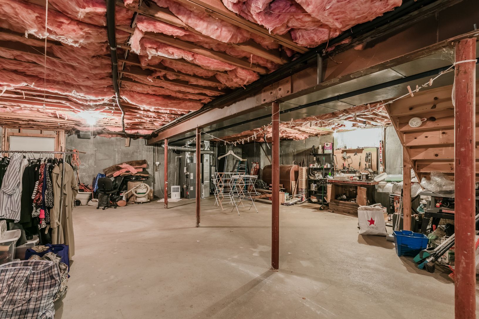  Full Unfinished Basement - Ample Storage