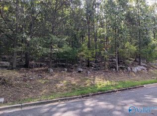 8031 Tea Garden Rd SE, Huntsville, AL 35802