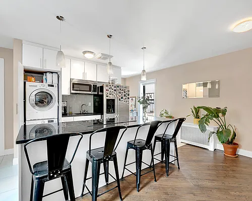 Rented by REAL New York | media 14