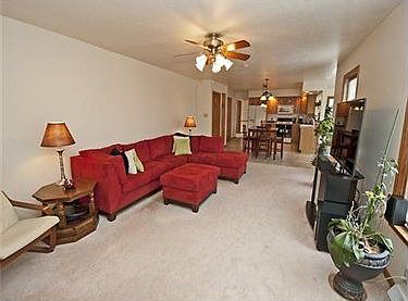 5th image of 329 Cottingham Cir