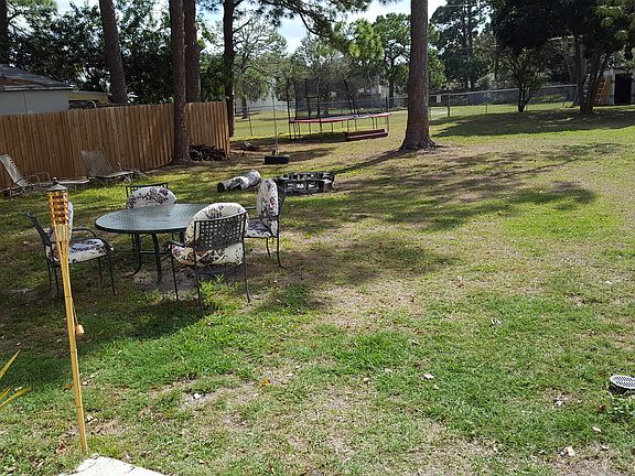4th image of 2607 Stratford Dr