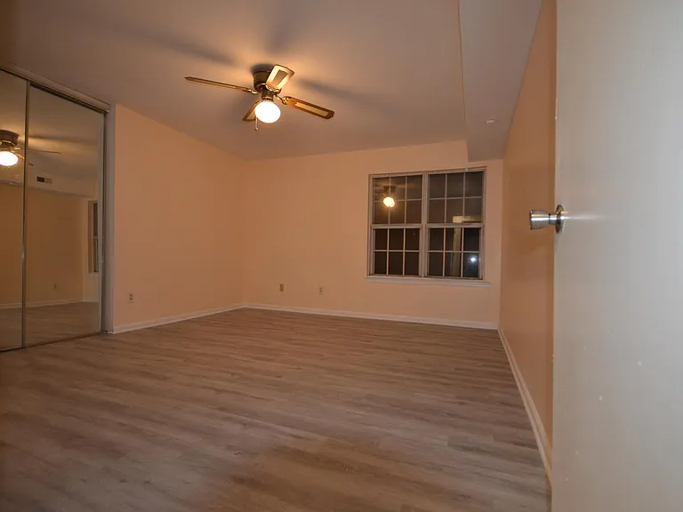 4085 Weeping Willow Ct — Photo 13