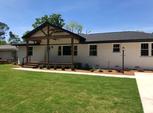 1124 Honeysuckle St, Cayce, SC 29033