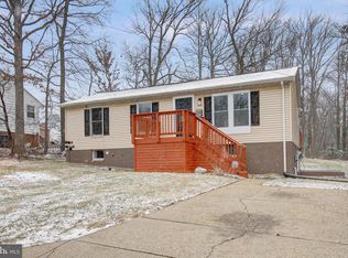 6812 3rd St, Riverdale, MD 20737