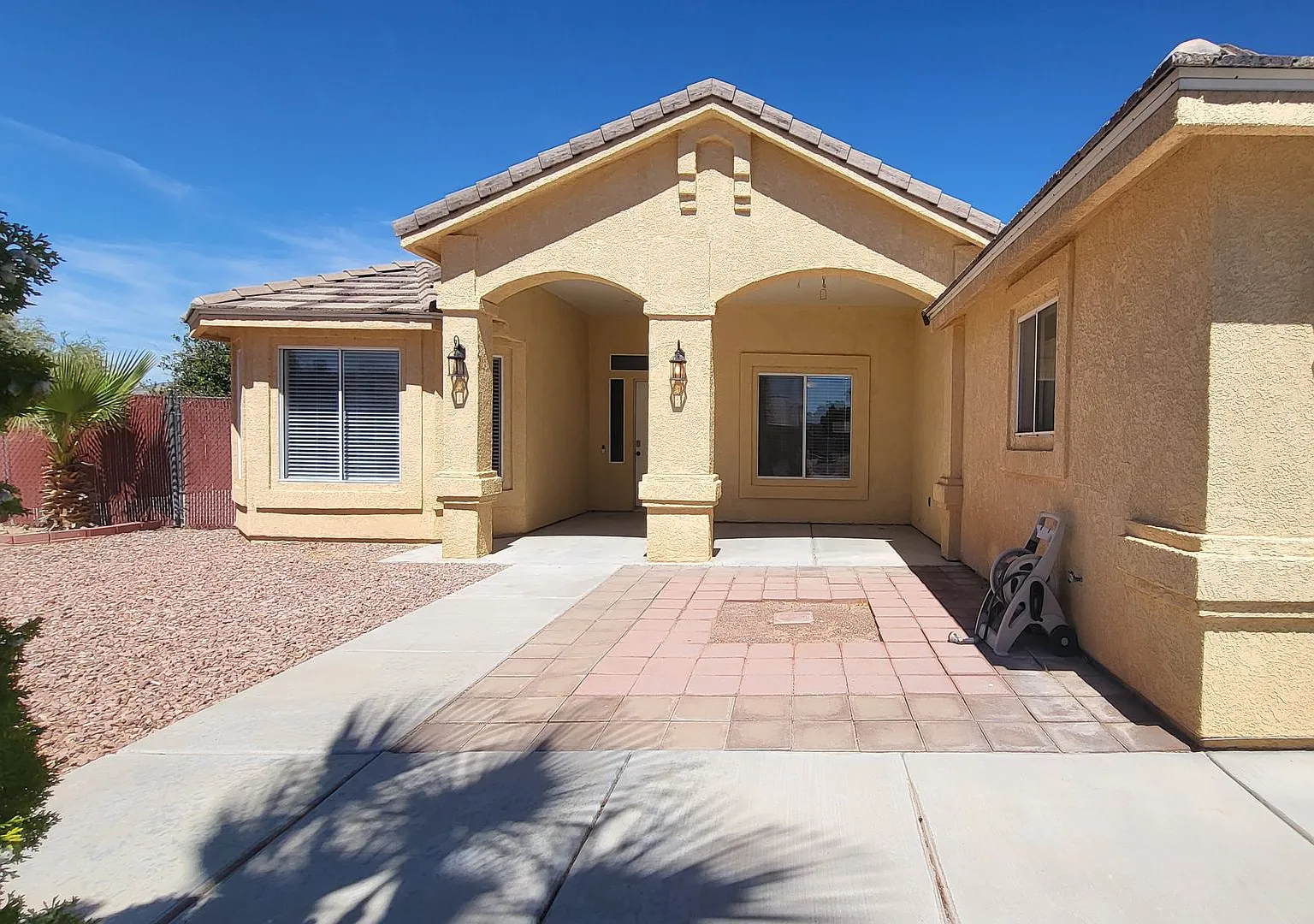 Artesia Hafen Ranch - Longmeadow Dr. — Photo 4