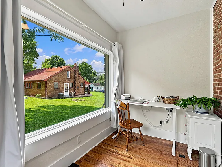 404 Spruce St — Photo 4