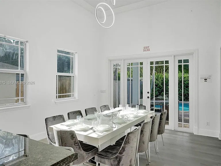 1207 SW 21st St — Photo 12