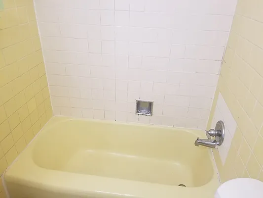 Rented by Paragon Real Estate Corporation | media 7