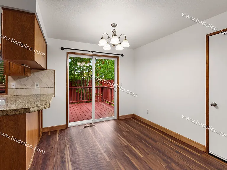 5281 NE 57th Ave — Photo 7