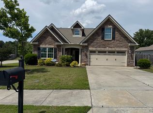 1301 Chimney Ridge Dr, Fuquay Varina, NC 27526