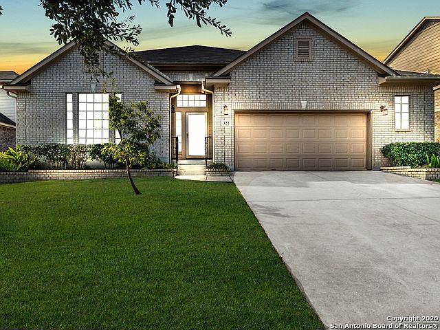 1st image of 321 Royal Troon Dr