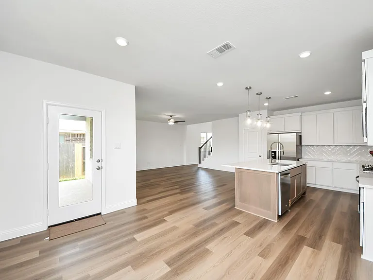 4042 Colony Ln — Photo 16