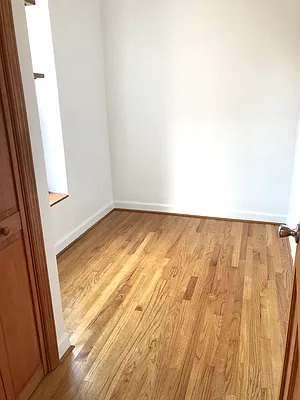 Rented by Warren T Real Estate Corp. | media 6