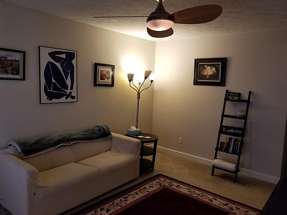 3rd image of 1015 Trent Blvd