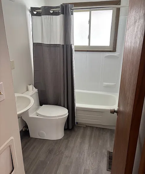 3756 Ruth Dr — Photo 4