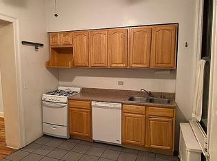 118 Saint James Pl #2R, Brooklyn, NY 11238
