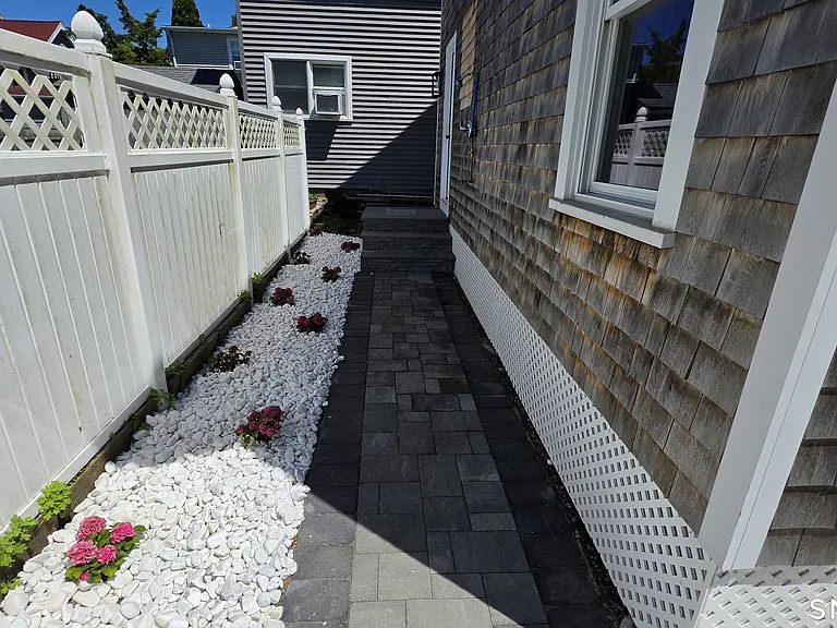 47 Cosey Beach Ave — Photo 4