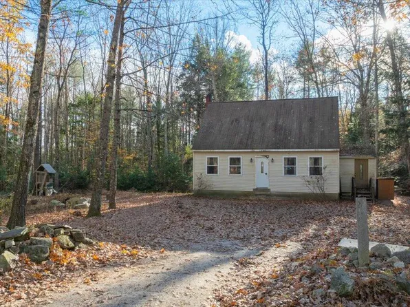 51 Winston Way, New Gloucester, ME 04260