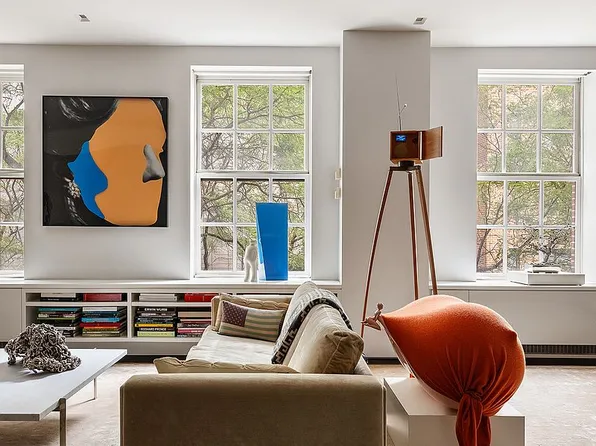 110 E 71st St Floor 3, New York, NY 10021