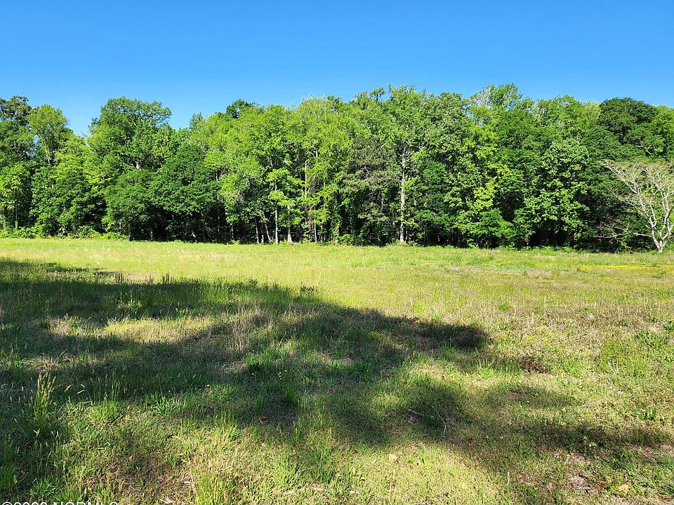2nd image of 904 -908 908 Winwood Drive