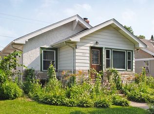 1327 Saint Clair Ave, Saint Paul, MN 55105