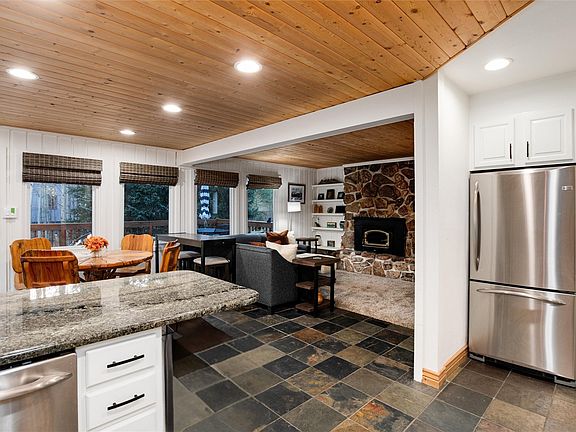 5th image of 384 Blue Ridge Rd