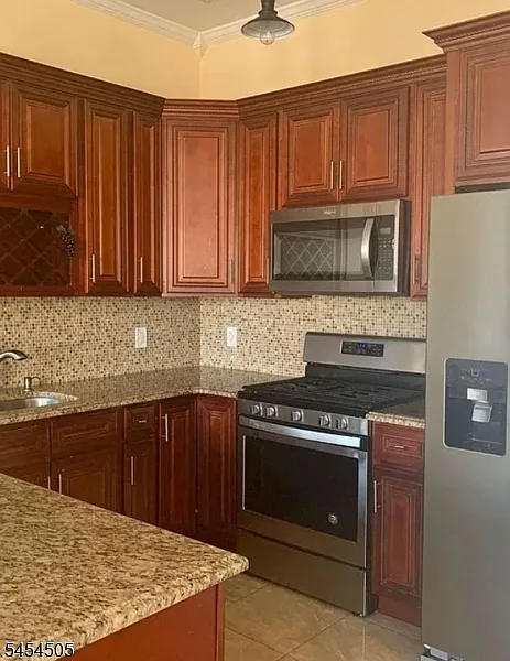 2 bed, 2.0 bath, $2,200 — Photo 1