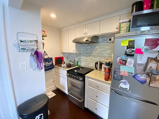 Rented by REAL New York | media 16