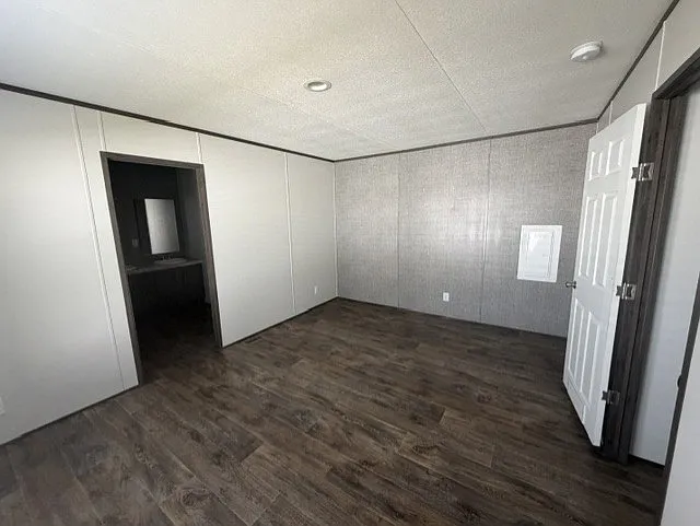 3 bed, 1216 sqft, $999 — Photo 4