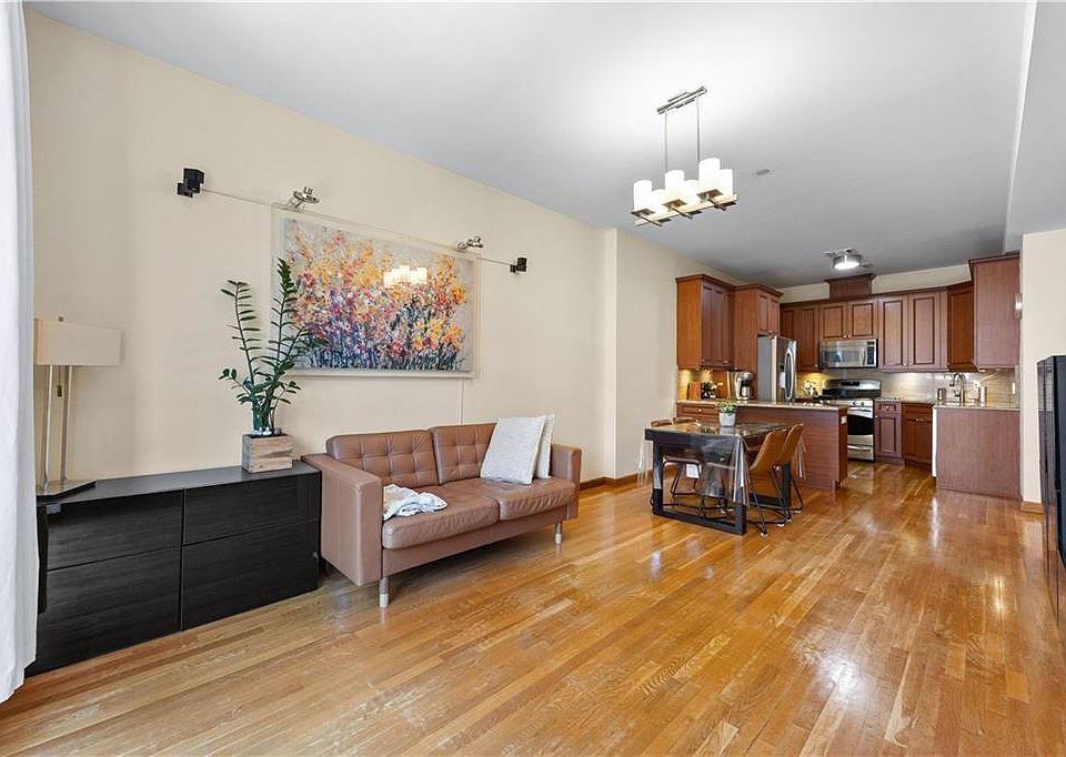 1st image of 622 Foster Ave #5C