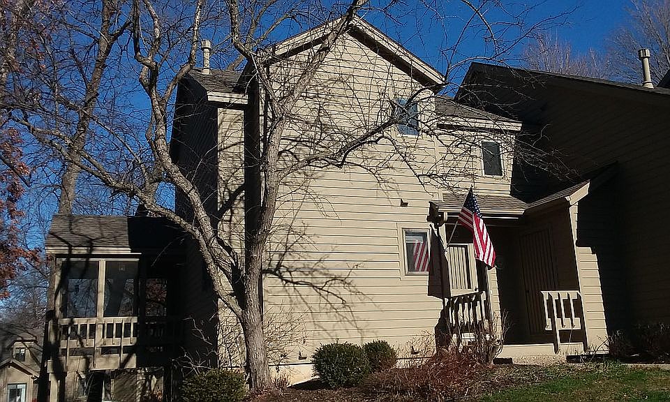 1st image of 1040 Briarwood Dr