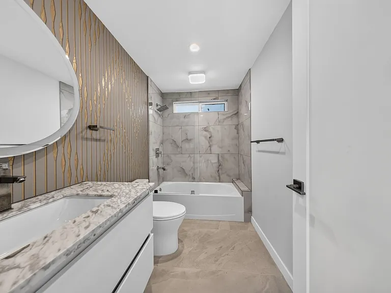 2327 N Naomi St — Photo 23