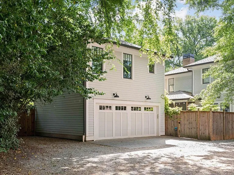 1054 Euclid Ave NE #CH — Photo 29