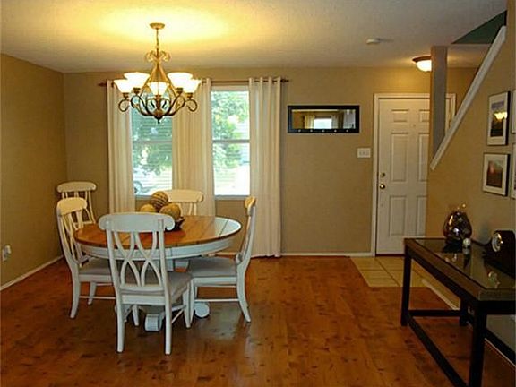 3rd image of 509 Rocky Springs Dr