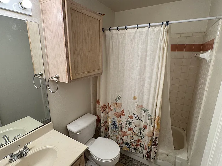 4719 Castleman Dr — Photo 6