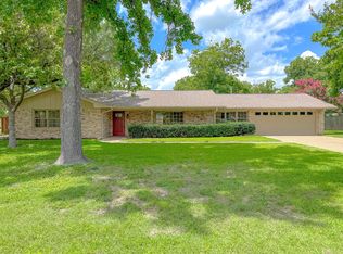 106 W Calhoun St, Rice, TX 75155