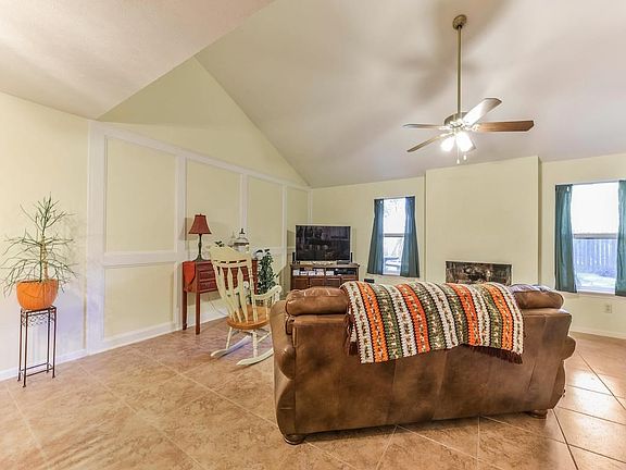 3rd image of 2179 River Village Dr